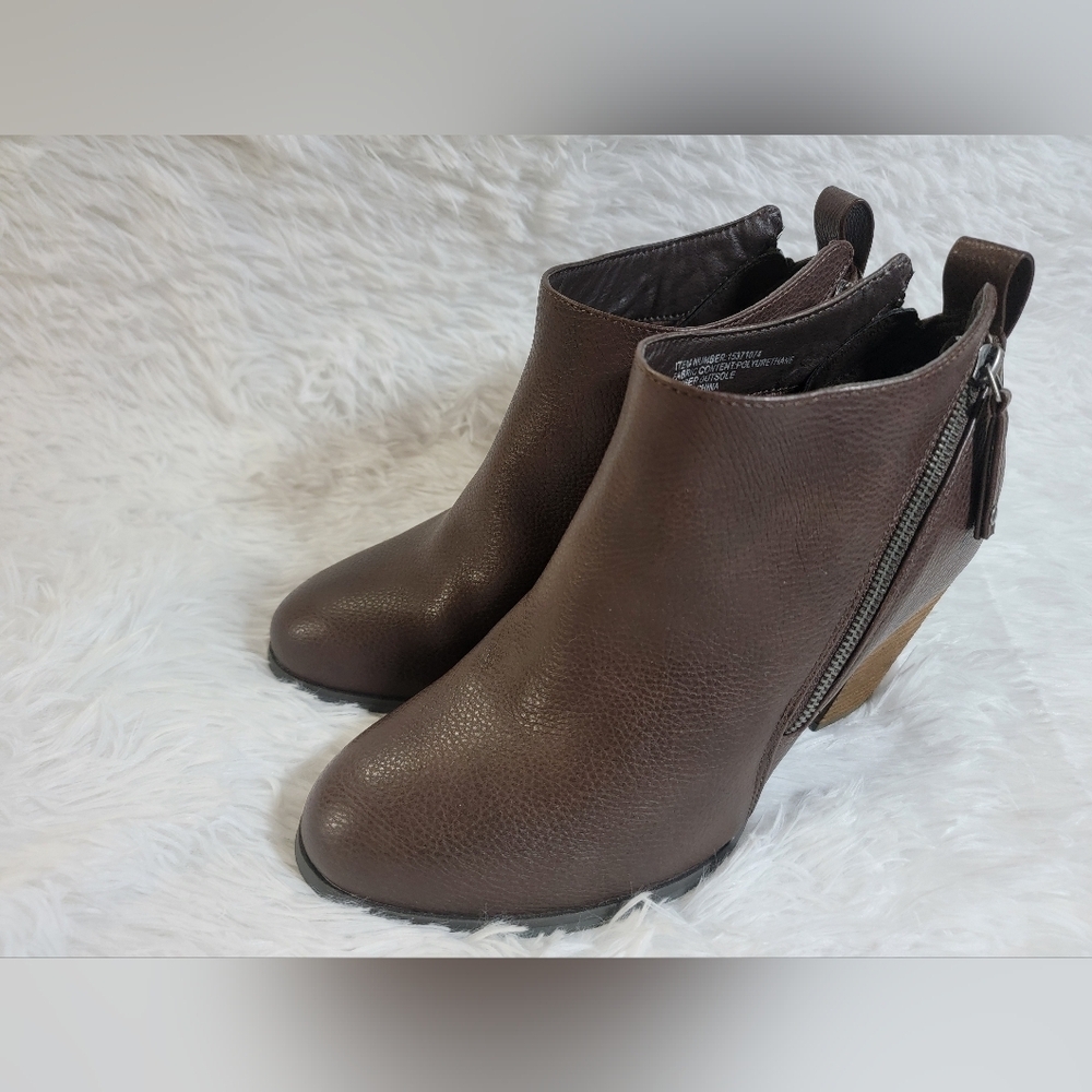 Torrid Rich Brown Ankle Booties 12 WW - Picture 7 of 16